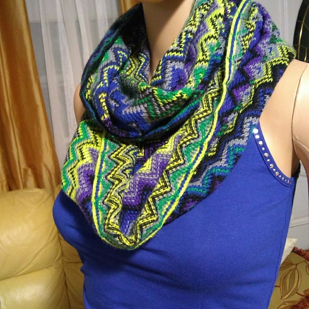 Scarf - Picture 3 of 3